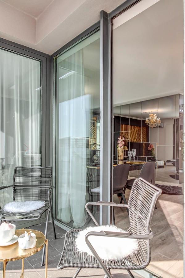 North Twin Apartment Bucureşti Ngoại thất bức ảnh